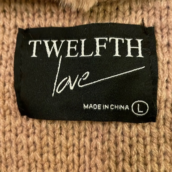 TWELFTH LOVE  L  Faux Suede Sweater/Jacket Voluminous faux shearling Lapels - Picture 3 of 16